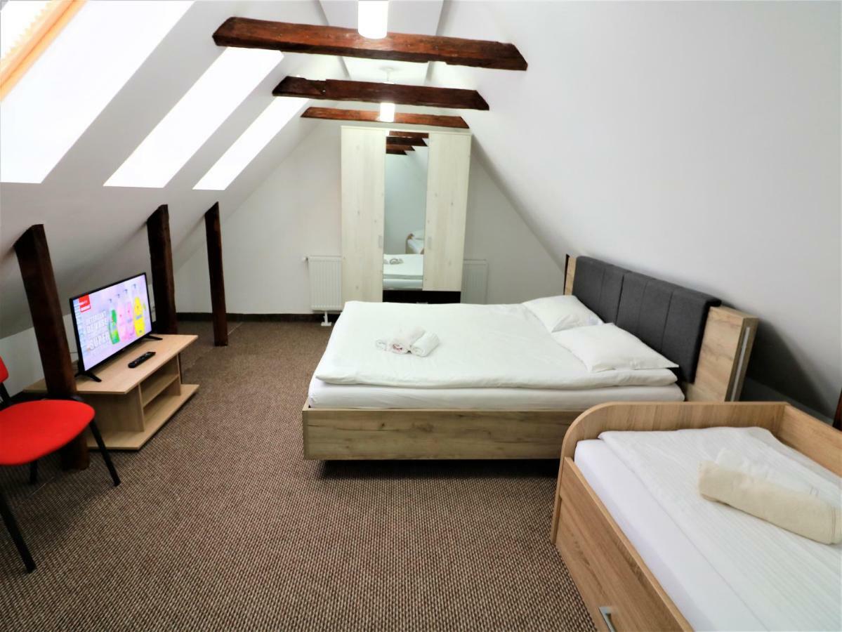 Flowers House Apartment