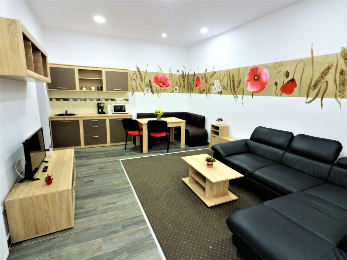 Apartment Flowers House